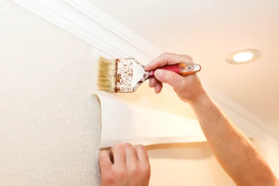 Pose de papier peint à Marcilloles — revêtements muraux et toiles de verre